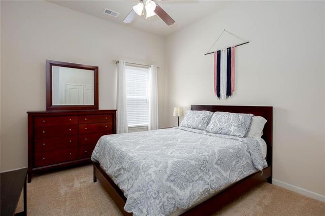 418 Parkstone Drive, Woodstock, GA 30188