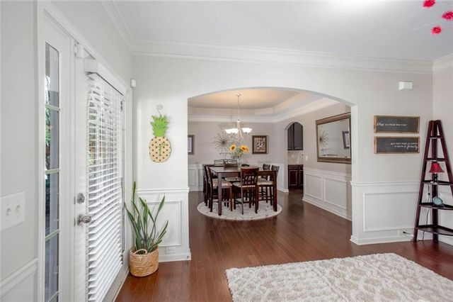 418 Parkstone Drive, Woodstock, GA 30188
