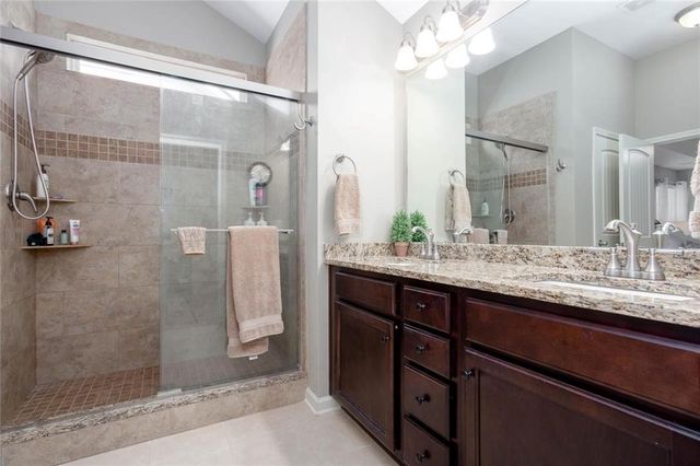418 Parkstone Drive, Woodstock, GA 30188