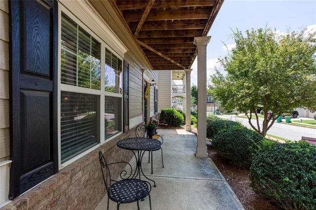 418 Parkstone Drive, Woodstock, GA 30188