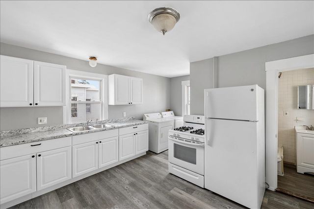 336 Spruce Street, Manchester, NH 03103
