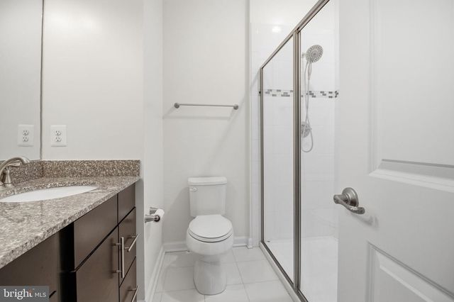 3400 10TH PL SE, Washington, DC 20032