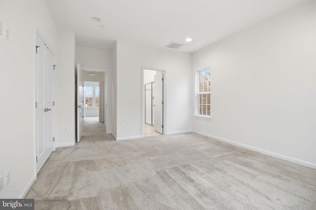 3400 10TH PL SE, Washington, DC 20032