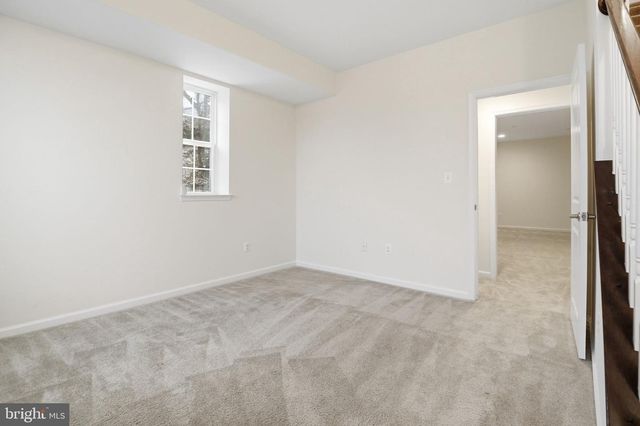 3400 10TH PL SE, Washington, DC 20032