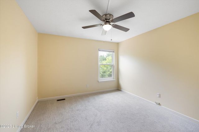 10504 Pinoak View Dr, Louisville, KY 40299