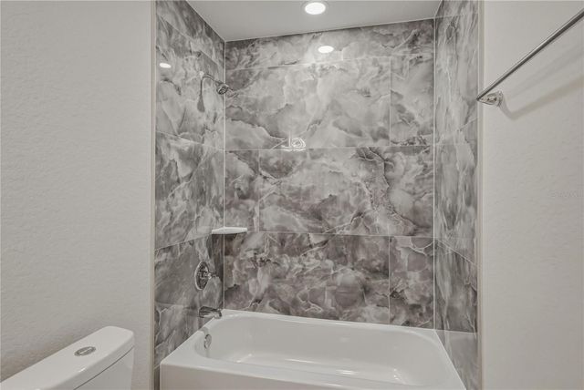 2428 MOSSWOOD LANE, Lakeland, FL 33801
