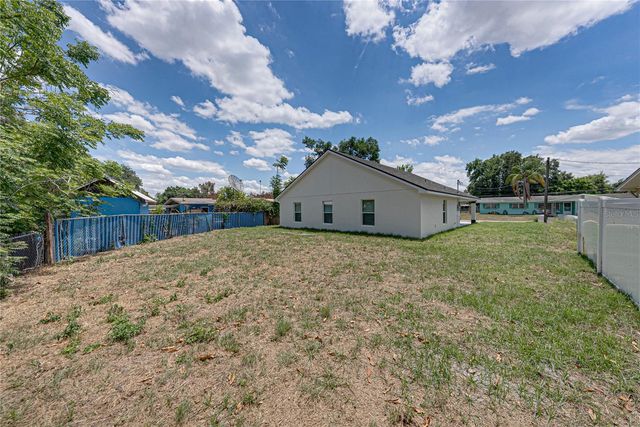 2428 MOSSWOOD LANE, Lakeland, FL 33801