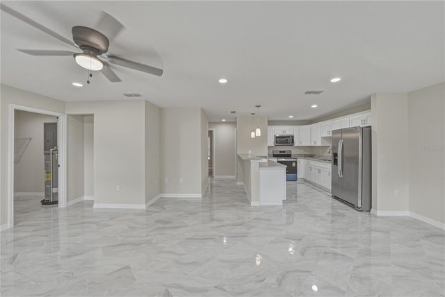 2428 MOSSWOOD LANE, Lakeland, FL 33801