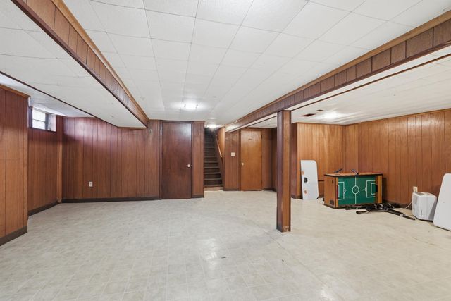 227 Maryland Avenue W, Saint Paul, MN 55117