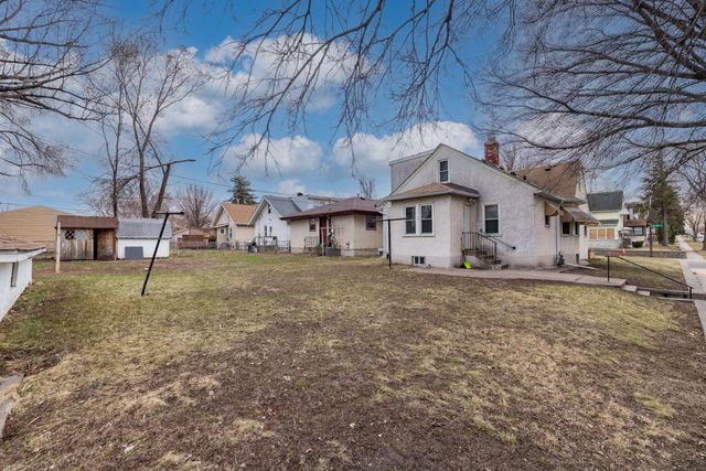 227 Maryland Avenue W, Saint Paul, MN 55117