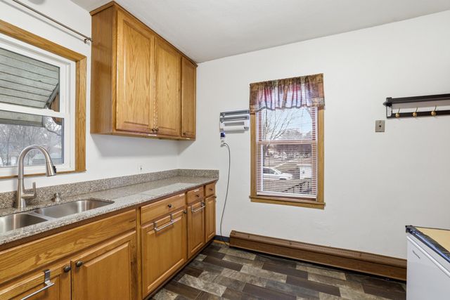 227 Maryland Avenue W, Saint Paul, MN 55117