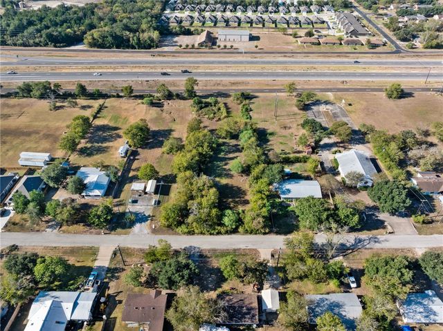 3711 Elaine Drive, Bryan, TX 77808