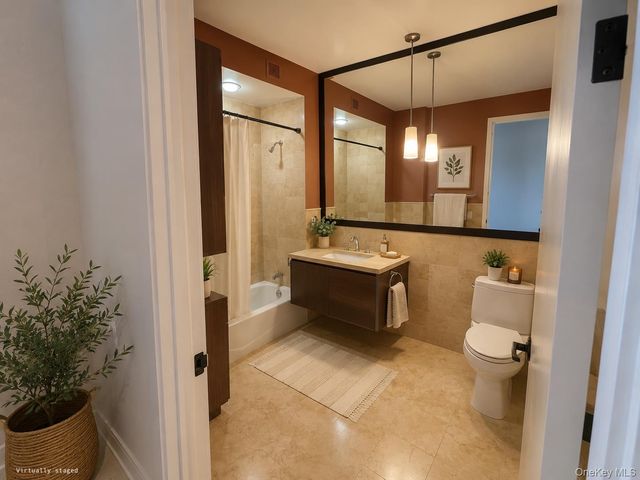 25 Leroy Place 405, New Rochelle, NY 10805