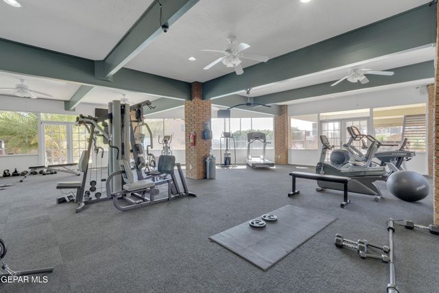 4433 N Stanton Street 317, El Paso, TX 79902
