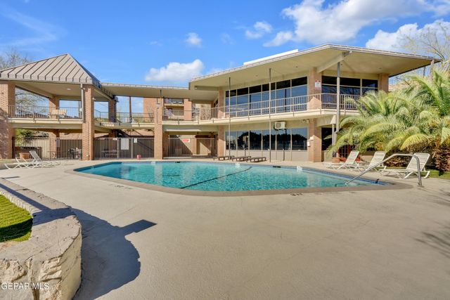 4433 N Stanton Street 317, El Paso, TX 79902
