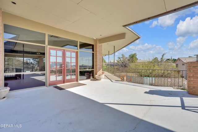 4433 N Stanton Street 317, El Paso, TX 79902