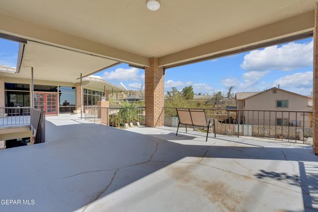 4433 N Stanton Street 317, El Paso, TX 79902