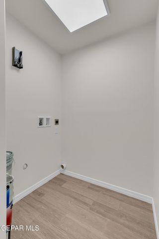 4433 N Stanton Street 317, El Paso, TX 79902