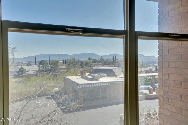 4433 N Stanton Street 317, El Paso, TX 79902