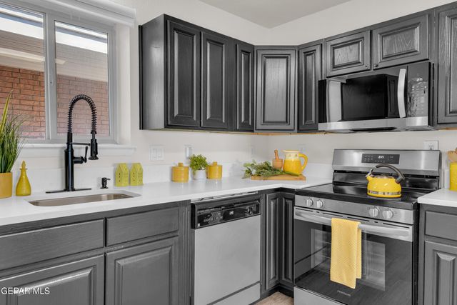 4433 N Stanton Street 317, El Paso, TX 79902