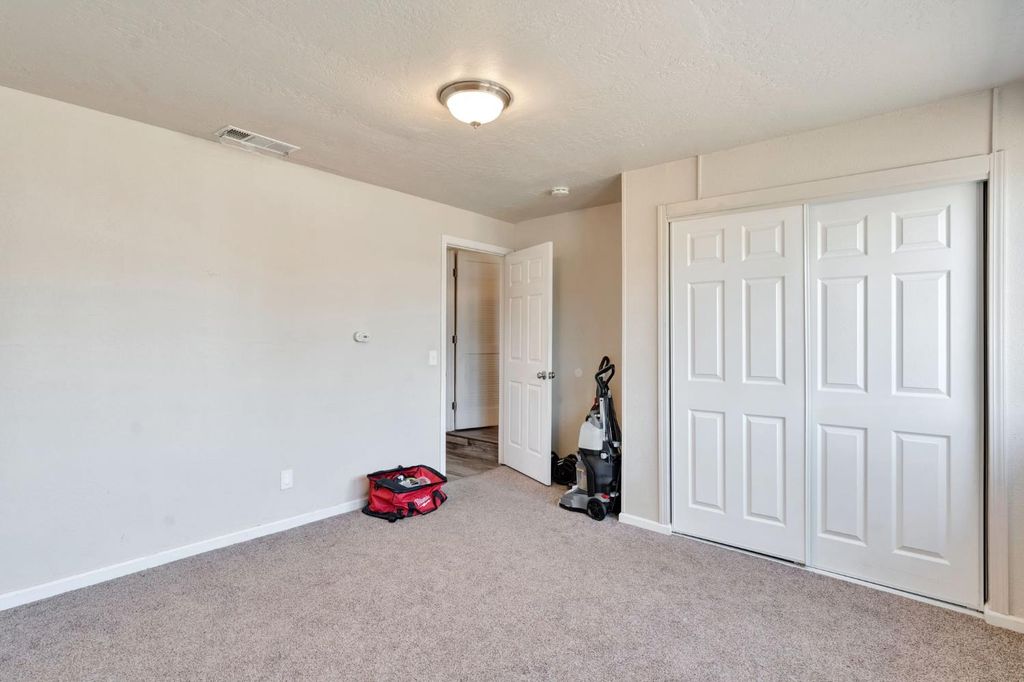 Image 26 of property listing at 3604 E Olive Avenue, Fresno, CA 93702