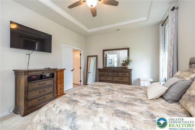 1815 Valley View Drive, South Whitehall Twp, PA 18104