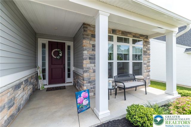 1815 Valley View Drive, South Whitehall Twp, PA 18104