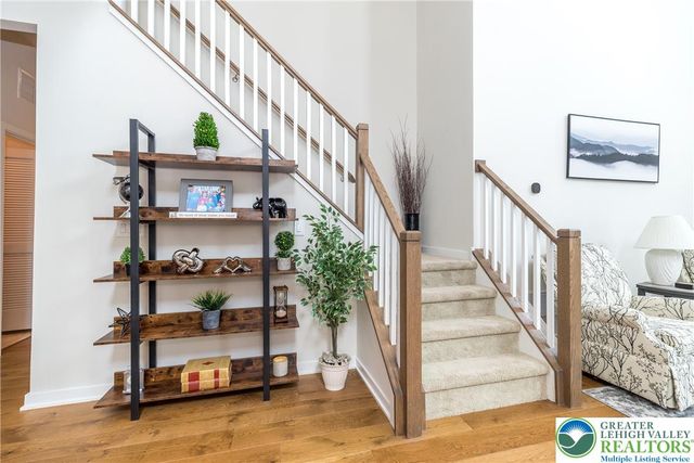 1815 Valley View Drive, South Whitehall Twp, PA 18104
