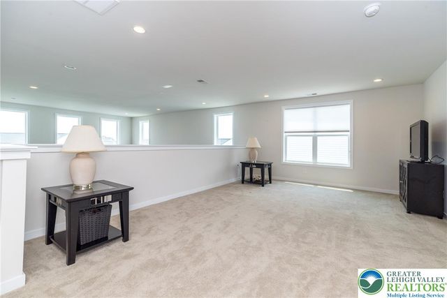 1815 Valley View Drive, South Whitehall Twp, PA 18104
