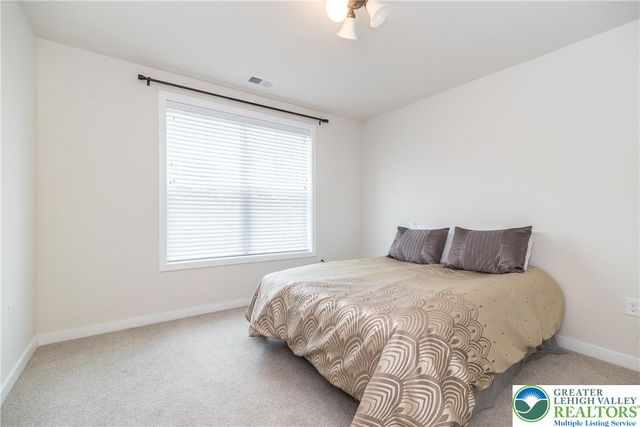 1815 Valley View Drive, South Whitehall Twp, PA 18104