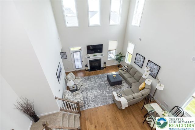 1815 Valley View Drive, South Whitehall Twp, PA 18104