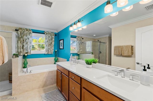 14554 Lanier CT, Naples, FL 34114