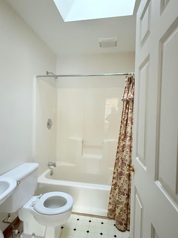 32 Plumley Avenue, Ludlow, VT 05149