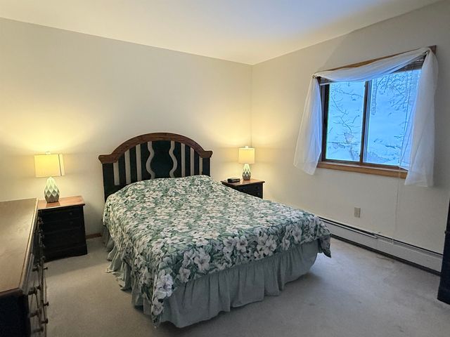 32 Plumley Avenue, Ludlow, VT 05149