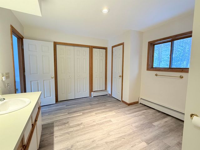 32 Plumley Avenue, Ludlow, VT 05149