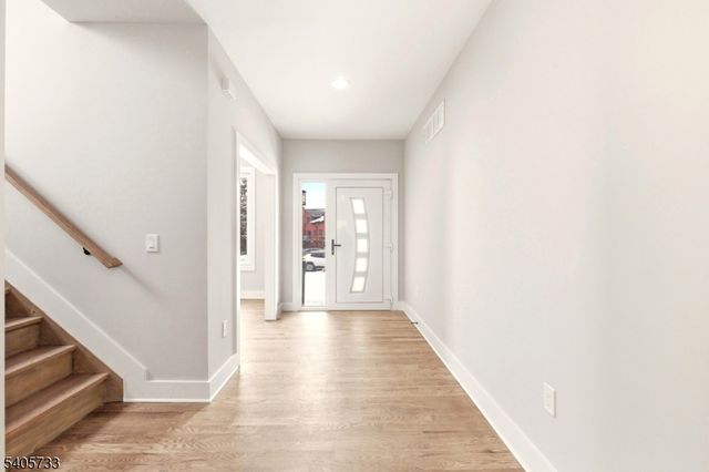 237 S Main St, Raritan Twp., NJ 08822