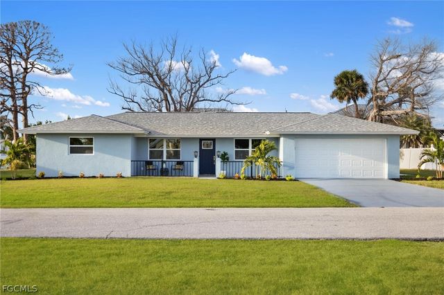 1940 Pennsylvania AVE, Englewood, FL 34224