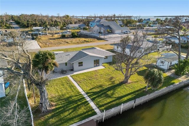 1940 Pennsylvania AVE, Englewood, FL 34224