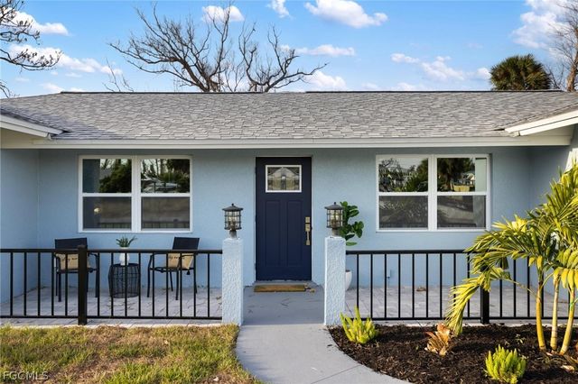 1940 Pennsylvania AVE, Englewood, FL 34224