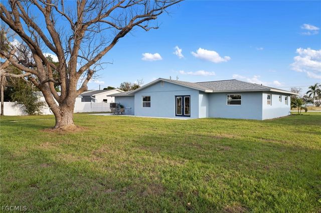 1940 Pennsylvania AVE, Englewood, FL 34224