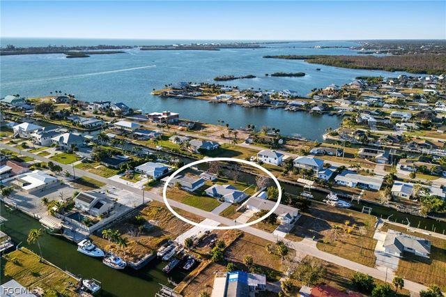 1940 Pennsylvania AVE, Englewood, FL 34224