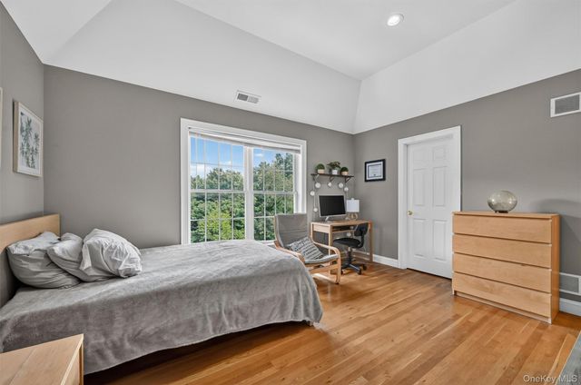 3 Harvey Way, Newburgh, NY 12550