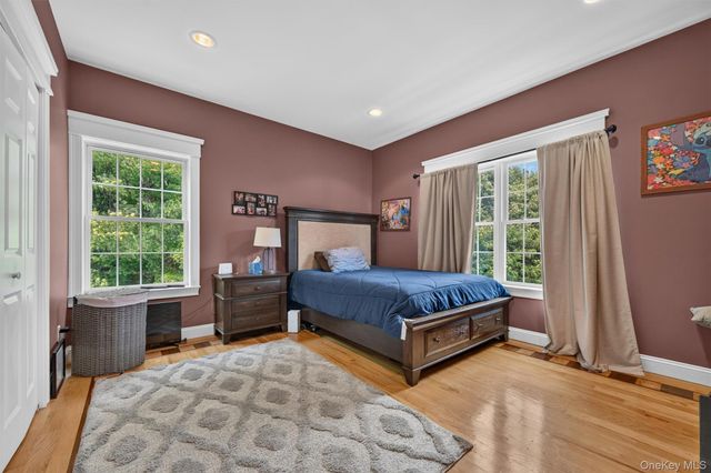 3 Harvey Way, Newburgh, NY 12550