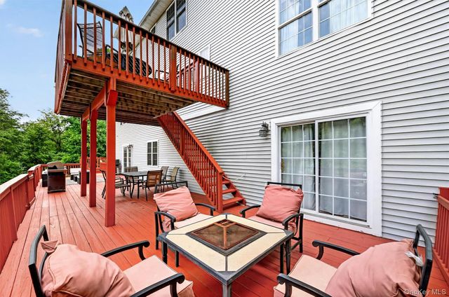 3 Harvey Way, Newburgh, NY 12550