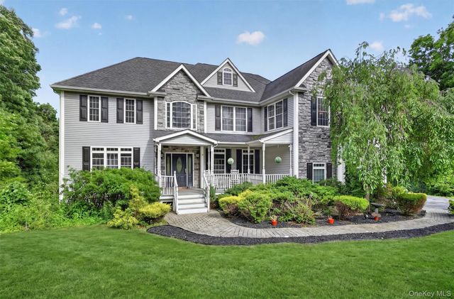3 Harvey Way, Newburgh, NY 12550