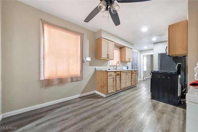 18851 Raymond Street, Maple Heights, OH 44137