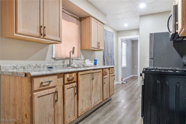 18851 Raymond Street, Maple Heights, OH 44137