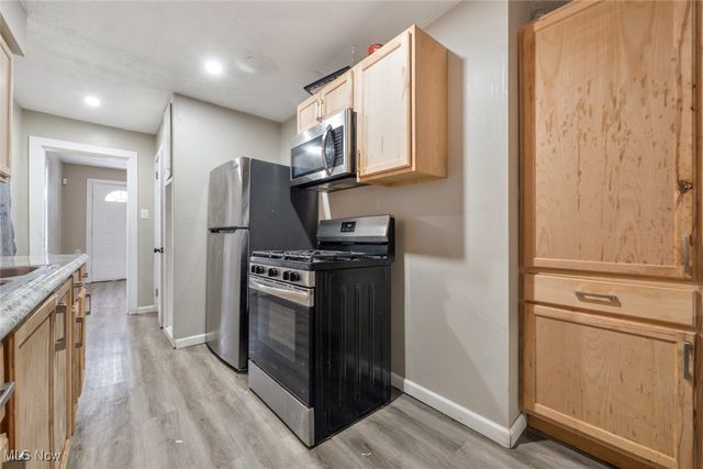 18851 Raymond Street, Maple Heights, OH 44137