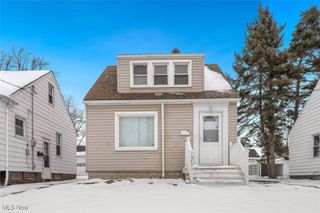 18851 Raymond Street, Maple Heights, OH 44137