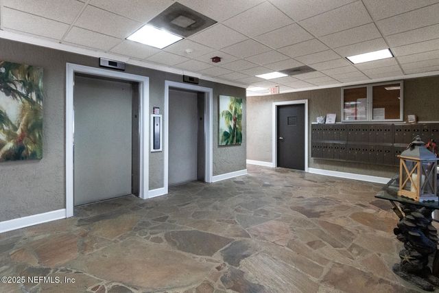 601 1ST Street 3G, Jacksonville Beach, FL 32250